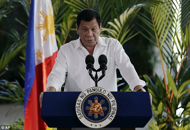 Tổng thống Philippines Rodrigo Duterte. (Nguồn: AP) Tổng thống Philippines phản đối thỏa thuận quốc phòng EDCA với Mỹ ảnh 1