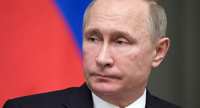 Tổng thống Nga Vladimir Putin. (Nguồn: AP) Tổng thống Putin chỉ thị lập ủy ban điều tra vụ máy bay rơi ảnh 1