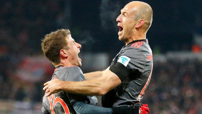 HLV Carlo Ancelotti đã biết dùng Lewandowski-Thomas Mueller? ảnh 1