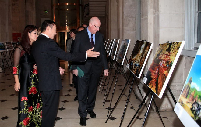 Mang văn hóa đặc sắc của Việt Nam đến với người dân Ireland ảnh 2