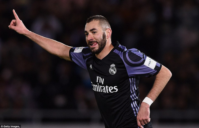 Benzema là người mở đầu cho chiến thắng của Real. Ronaldo "nổ súng," Real vào chung kết FIFA Club World Cup 2016 ảnh 2