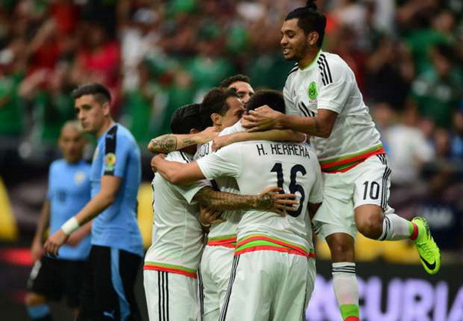 Mexico thắng đậm Uruguay trong ngày ra quân Copa America ảnh 1