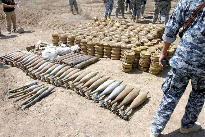 Quân đội Algeria phát hiện một kho vũ khí gồm nhiều tên lửa ảnh 1