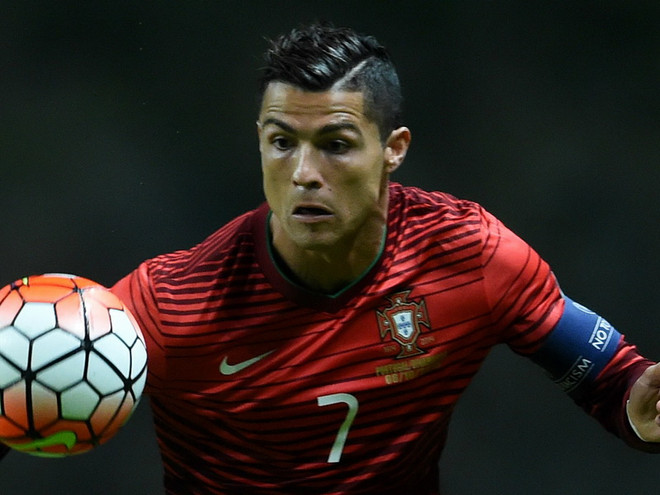 Cristiano Ronaldo và Pepe bị chế nhạo là “diễn viên siêu hạng” ảnh 1