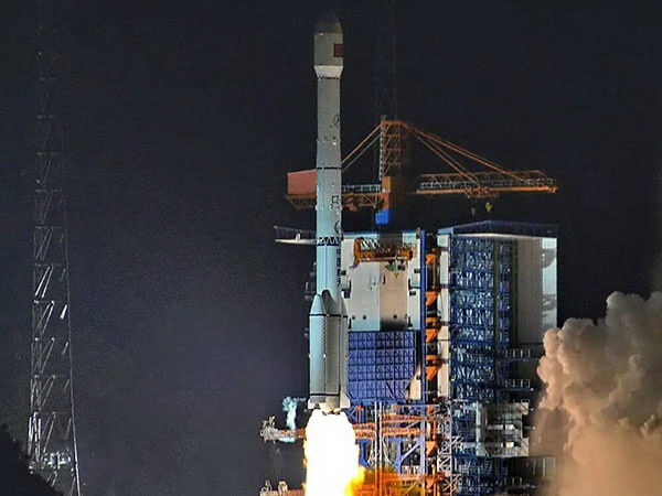 Trung Quốc ra Sách Trắng về hệ thống vệ tinh định vị Bắc Đẩu ảnh 1