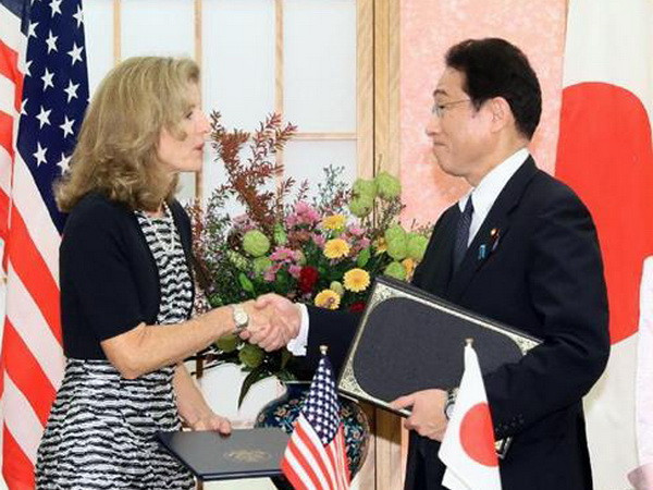 Nhật Bản và Mỹ ký thỏa thuận thúc đẩy mở rộng hợp tác hậu cần ảnh 1