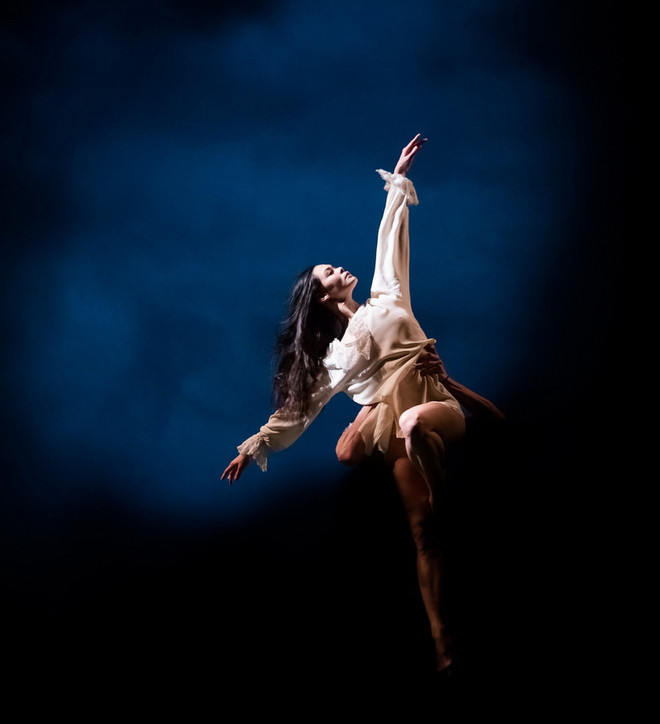 Alice Renavand - Hành trình nhọc nhằn trở thành ngôi sao ballet ảnh 3