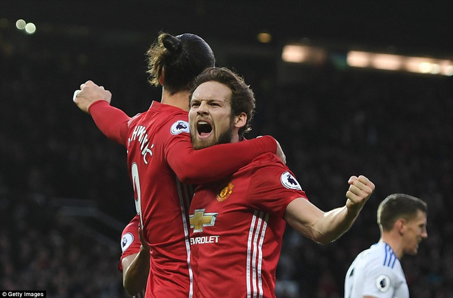 Kết quả vòng 18 Premier League: "Ông lớn" đua nhau vùi dập ảnh 1