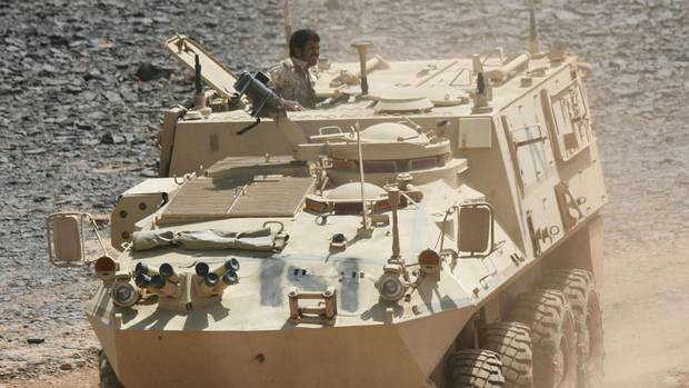 Canada bán vũ khí cho Saudi Arabia trong hợp đồng gây tranh cãi ảnh 1