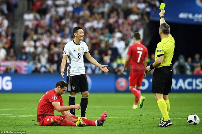 Hàng công tệ hại, tuyển Đức đối mặt với việc gặp Italy ngay vòng 1/8 ảnh 4