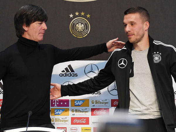 Löw nói về cuộc chia tay với Poldi: Một khoảnh khắc đẹp, nhưng buồn ảnh 1