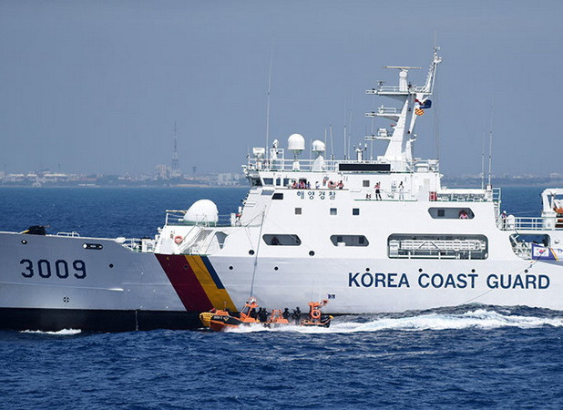 Trung Quốc đổ lỗi cho Hàn Quốc về vụ chìm tàu tuần tra ảnh 1
