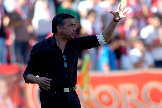 Cựu HLV Bình Dương trở thành trợ lý cho Mourinho tại M.U ảnh 1