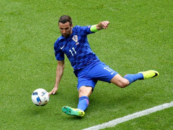 Thủ quân Croatia Darijo Srna chia tay EURO để về chịu tang cha ảnh 1