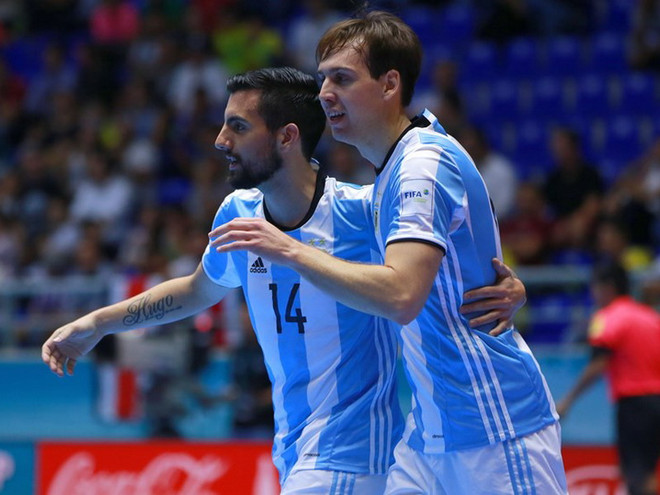 Argentina đã giành vé vào vòng 1/8 FIFA Futsal World 2016. (Nguồn: Getty Images) Futsal World Cup: Xác định 5 đội vào vòng 1/8, Việt Nam gặp khó ảnh 1