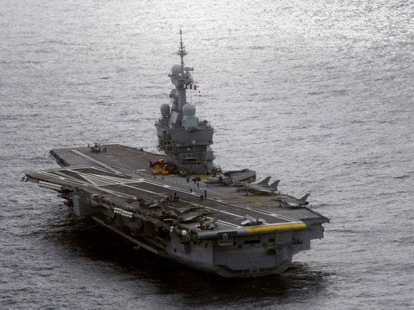 Pháp tiếp tục điều tàu sân bay tham gia chiến dịch oanh kích IS ảnh 1