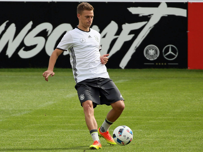 Những "tân binh” tài năng chờ ngày tỏa sáng tại VCK EURO 2016 ảnh 3