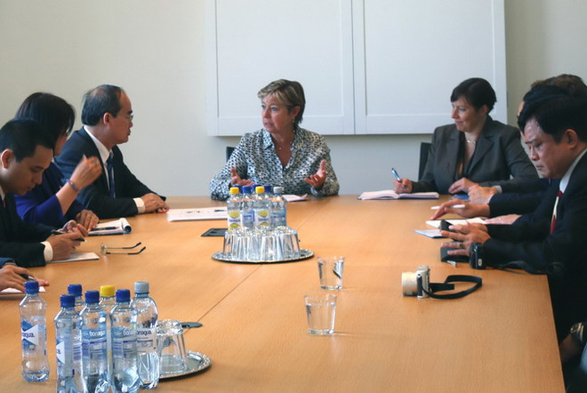 Chủ tịch MTTQ Việt Nam Nguyễn Thiện Nhân làm việc tại Na Uy ảnh 2