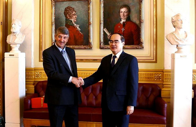 Chủ tịch MTTQ Việt Nam Nguyễn Thiện Nhân làm việc tại Na Uy ảnh 1