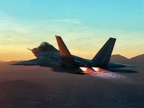 Quân đội Syria: Phi công lái máy bay gặp nạn được cứu sống ảnh 1