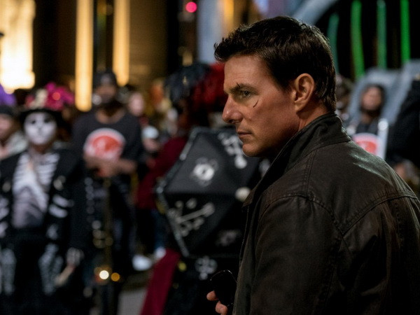 Tom Cruise “không quay đầu,” xếp thứ hai phòng vé Bắc Mỹ ảnh 1