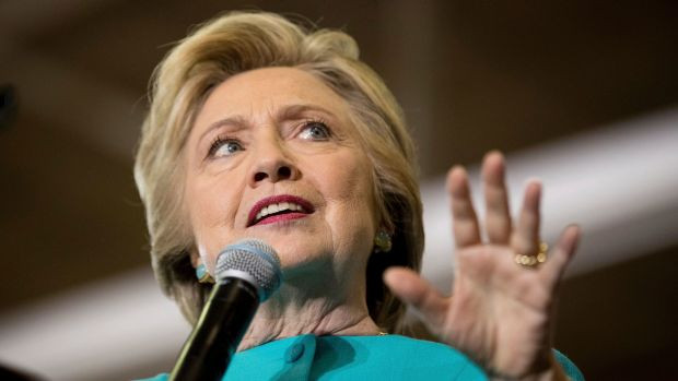 FBI chưa có giấy phép điều tra bê bối thư điện tử của bà Clinton ảnh 1