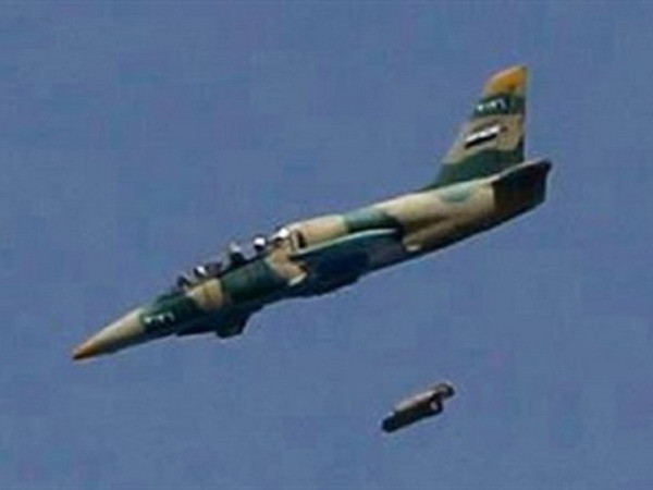 Syria thực hiện 35 vụ không kích sau khi kết thúc ngừng bắn ảnh 1