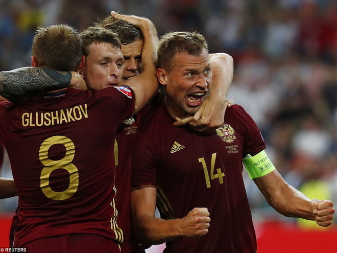 Nga giành điểm kịch tính trước đội tuyển Anh ở phút bù giờ ảnh 1