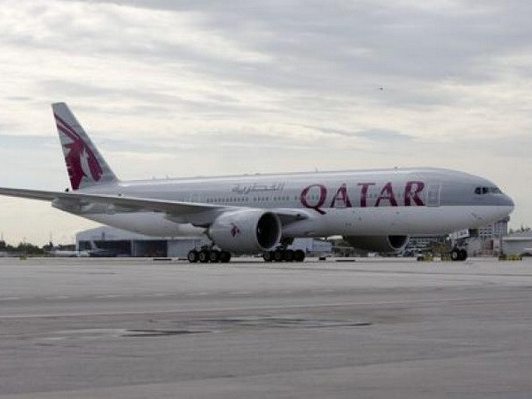 Máy bay Qatar Airways hạ cánh khẩn cấp ở sân bay Istanbul ảnh 1