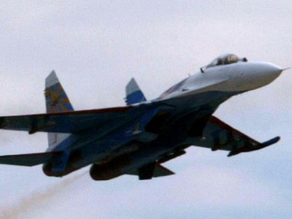 Nga ra tuyên bố về vụ chiến đấu cơ Su-27 chặn máy bay Mỹ ảnh 1