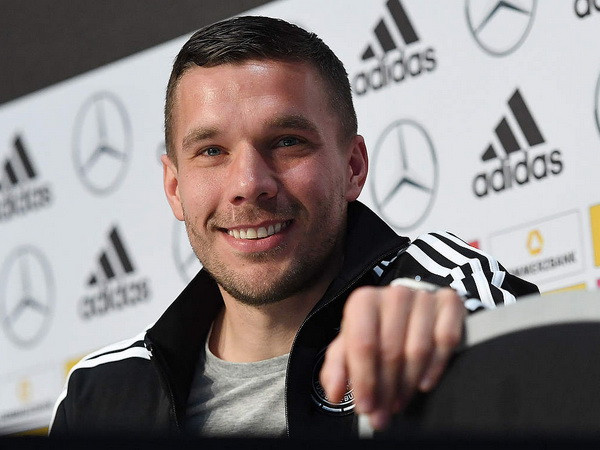 Löw nói về cuộc chia tay với Poldi: Một khoảnh khắc đẹp, nhưng buồn ảnh 3