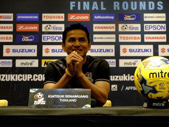 HLV Kiatisak ngại Việt Nam. (Nguồn: Affsuzukicup) Tin AFF Cup: Hữu Thắng lập kỳ tích, Kiatisak ngại gặp Việt Nam ảnh 2