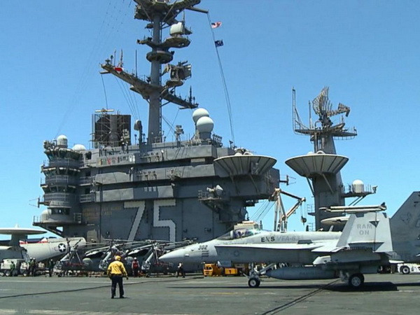 Mỹ gửi "tín hiệu quân sự" cho Nga trước thềm hội nghị NATO ảnh 1