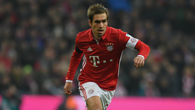 Lahm là cầu thủ chưa thể thay thế trong đội hình Bayern. (Nguồn: Getty Images) Chủ tịch Bayern đưa ra nhiều kế hoạch gây sốc trong tương lai ảnh 3