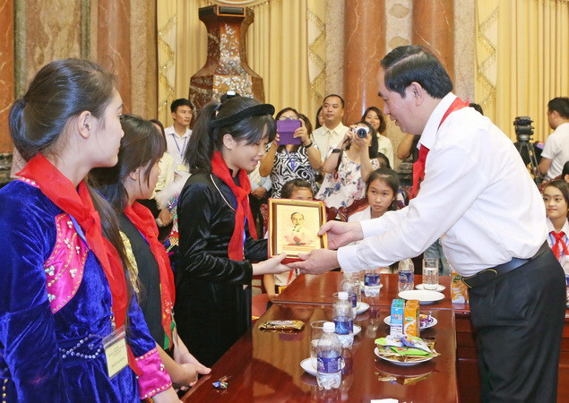 Chủ tịch nước: Chăm sóc và bảo vệ trẻ em là vấn đề chiến lược ảnh 2