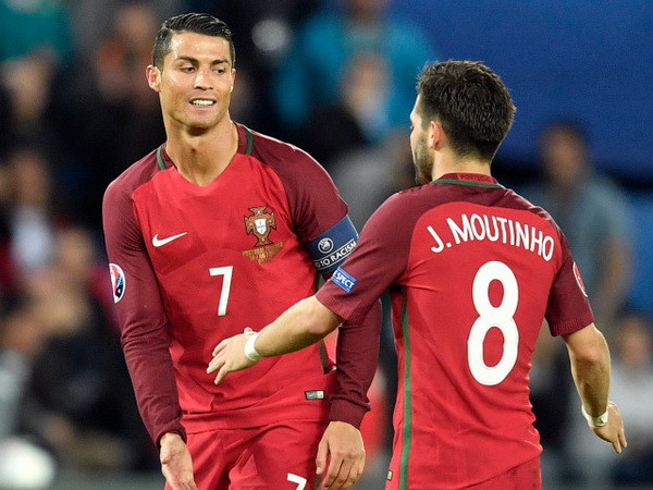 Cristiano Ronaldo "ép" đồng đội phải đá luân lưu cho Bồ Đào Nha ảnh 1