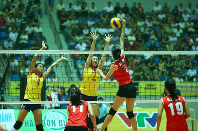 Tuyển bóng chuyền nữ Việt Nam thắng ngược tuyển trẻ Trung Quốc ảnh 1