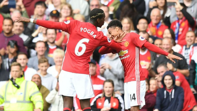 Hình ảnh đáng nhớ trong ngày M.U đánh bại đương kim vô địch ảnh 1