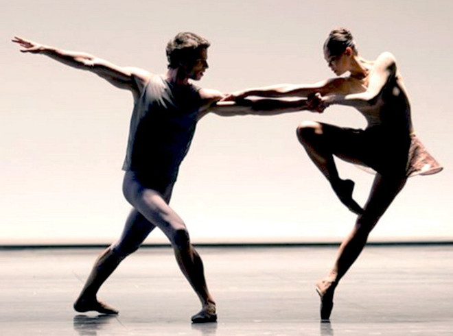 Alice Renavand - Hành trình nhọc nhằn trở thành ngôi sao ballet ảnh 2