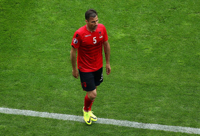 Thi đấu thiếu người, Albania thua đáng tiếc trước Thụy Sĩ ảnh 2