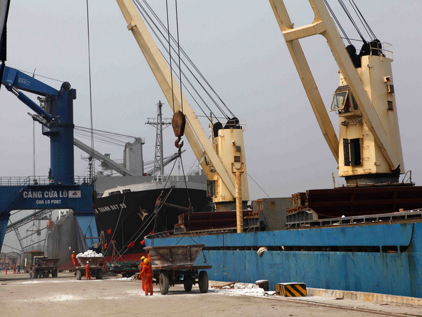 WEF: Việt Nam thăng hạng về môi trường thương mại toàn cầu ảnh 1