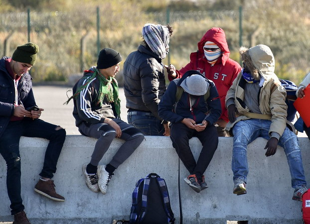 Pháp hối thúc Anh tiếp nhận 1.500 trẻ vị thành niên từ Calais ảnh 1