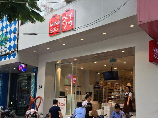 Hàng Trung Quốc bán chạy ở Việt Nam nhờ “đội lốt” hàng Nhật ảnh 1