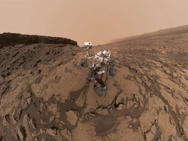Tàu Curiosity tiếp tục sứ mệnh 2 năm gia hạn trên Sao Hỏa ảnh 1