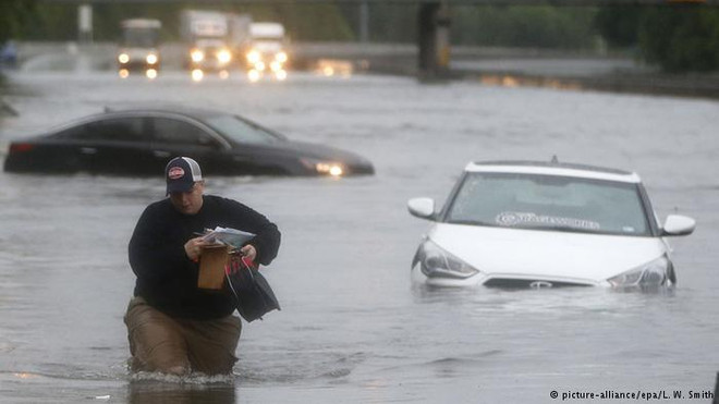 Lũ lụt nghiêm trọng xảy ra tại Mỹ, khiến 5 binh sỹ thiệt mạng ảnh 1