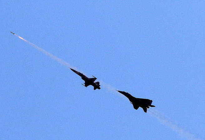 Lực lượng Không quân Iran tiến hành cuộc tập trận quy mô lớn ảnh 1