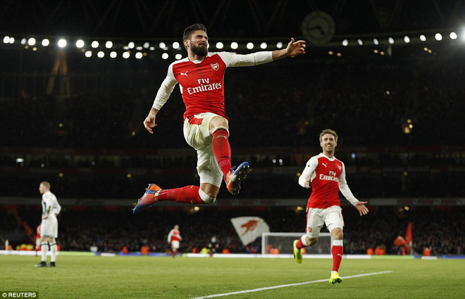 Premier League: Arsenal thắng nghẹt thở, nhà vô địch bại trận ảnh 1
