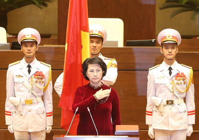 [Video] Chủ tịch Quốc hội Nguyễn Thị Kim Ngân tuyên thệ nhậm chức ảnh 1