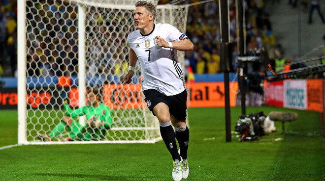 Schweinsteiger nói gì sau khi lập công giúp Đức chiến thắng? ảnh 1