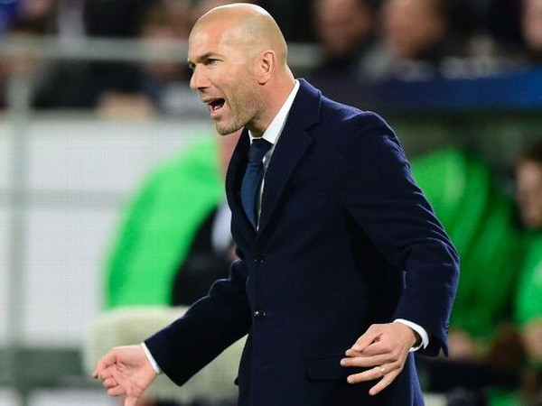 Zidane nói gì sau khi Real trải qua "đêm ác mộng" ở Wolfsburg? ảnh 1